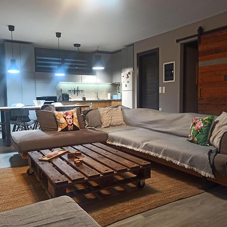 Yannis' Apartment Dráma エクステリア 写真